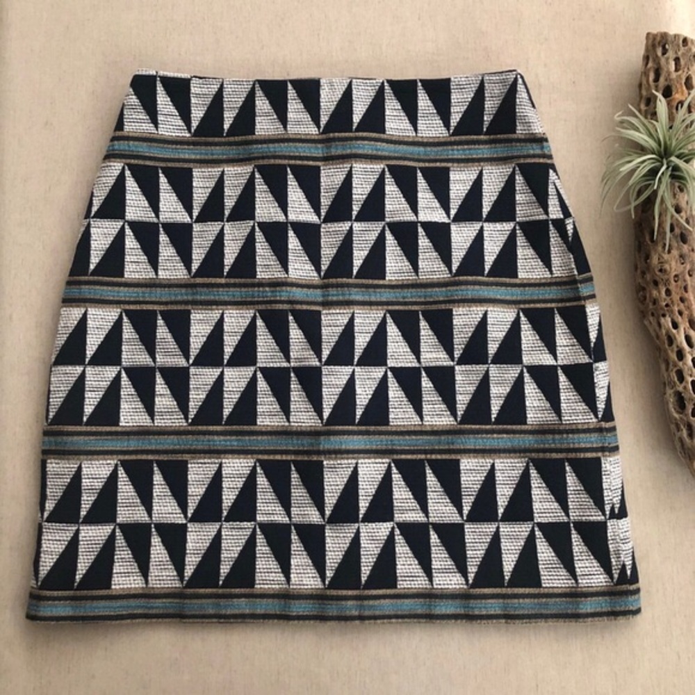 Ann Taylor Woven Tribal Print Mini Skirt - Size 0